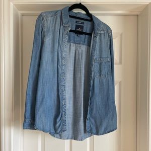 American Eagle Boyfriend Fit Denim Shirt, Size Medium